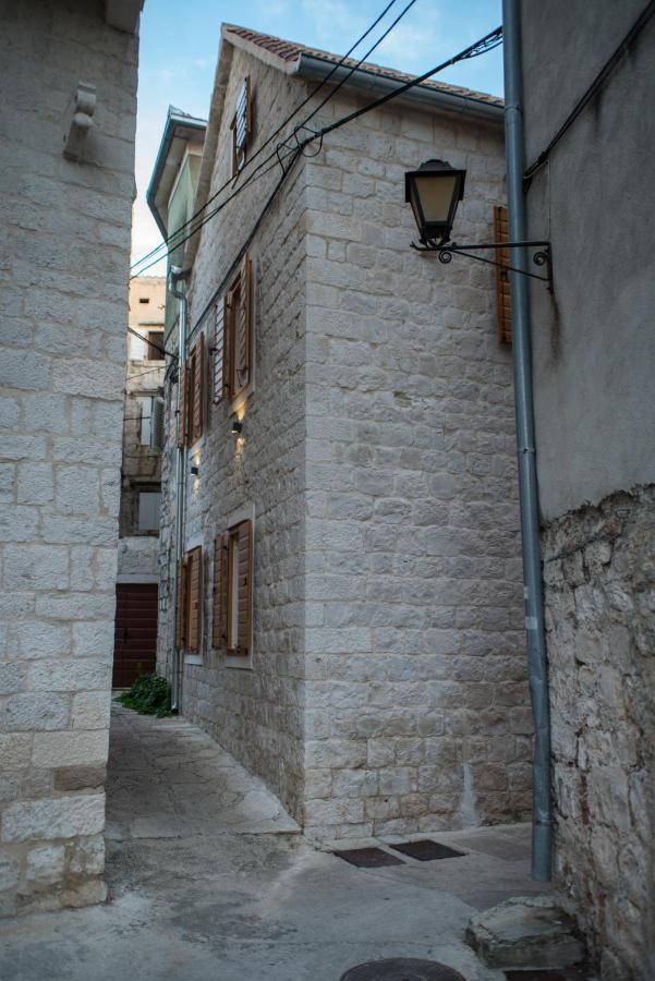 Limestone Heritage House Trogir Exterior foto